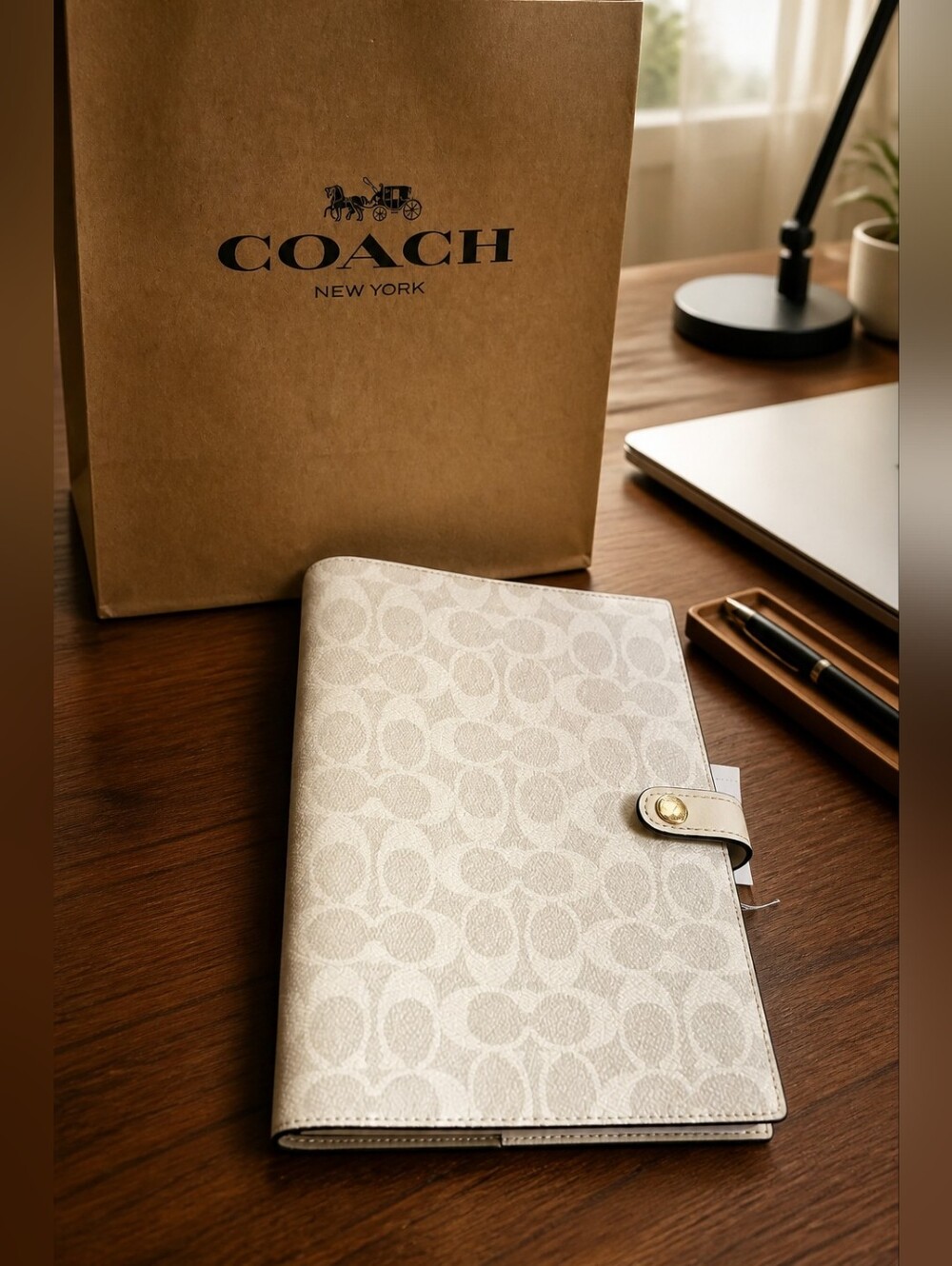 Coach Agenda NWT